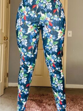 Navy Floral Print Skinny Pants